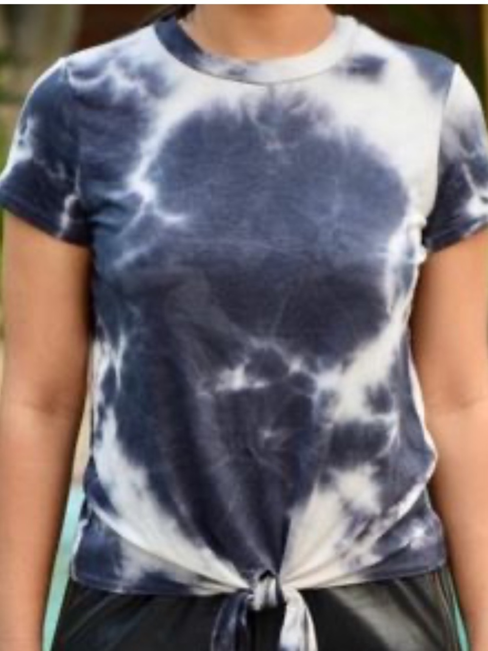 Como Black Black and White Tie-Dye Front Tie Tee